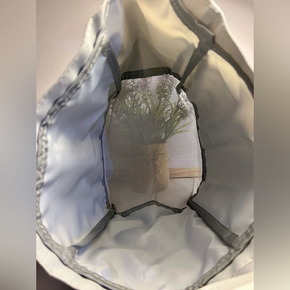 π₯Grey Mesh Shower Caddy Bag Portable for College Room Essentials - Picture 6 of 8